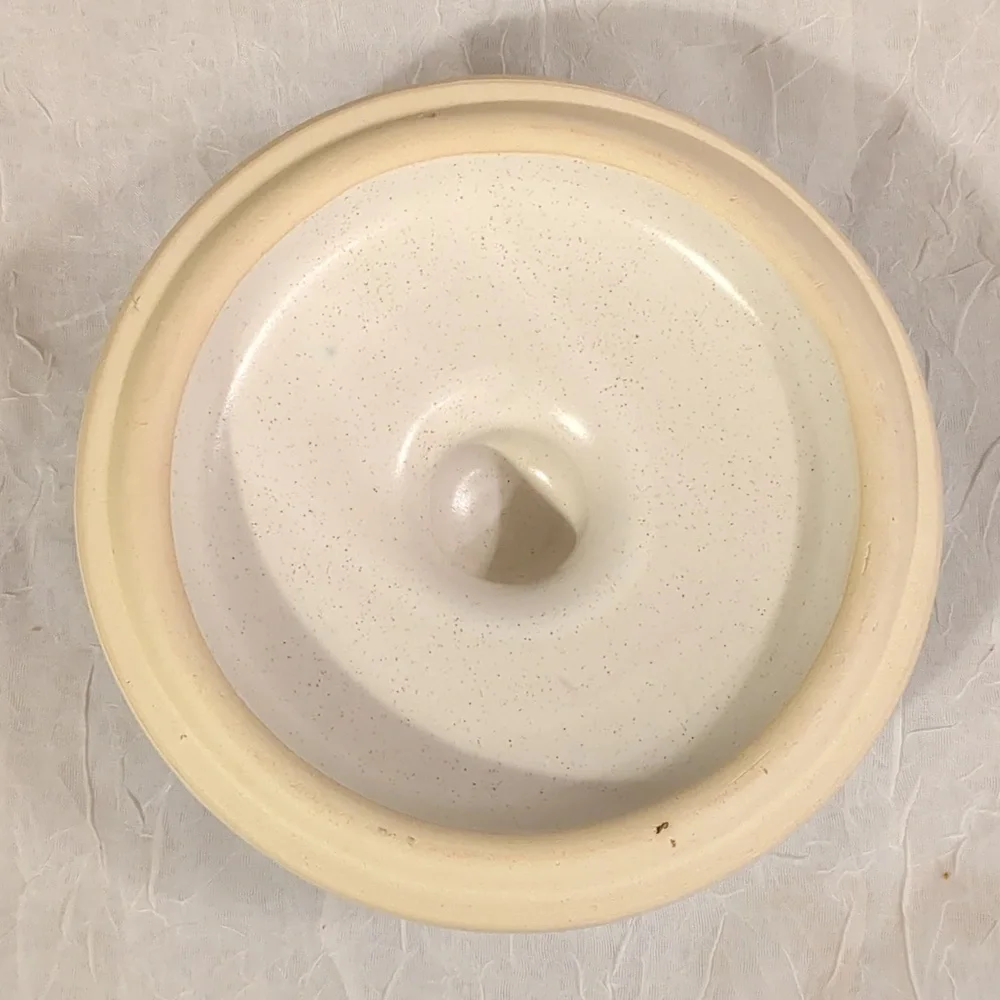 West Bend Bean Pot MCM Stoneware Ceramic With Lid Vtg Mid-Century 60s Kitsch